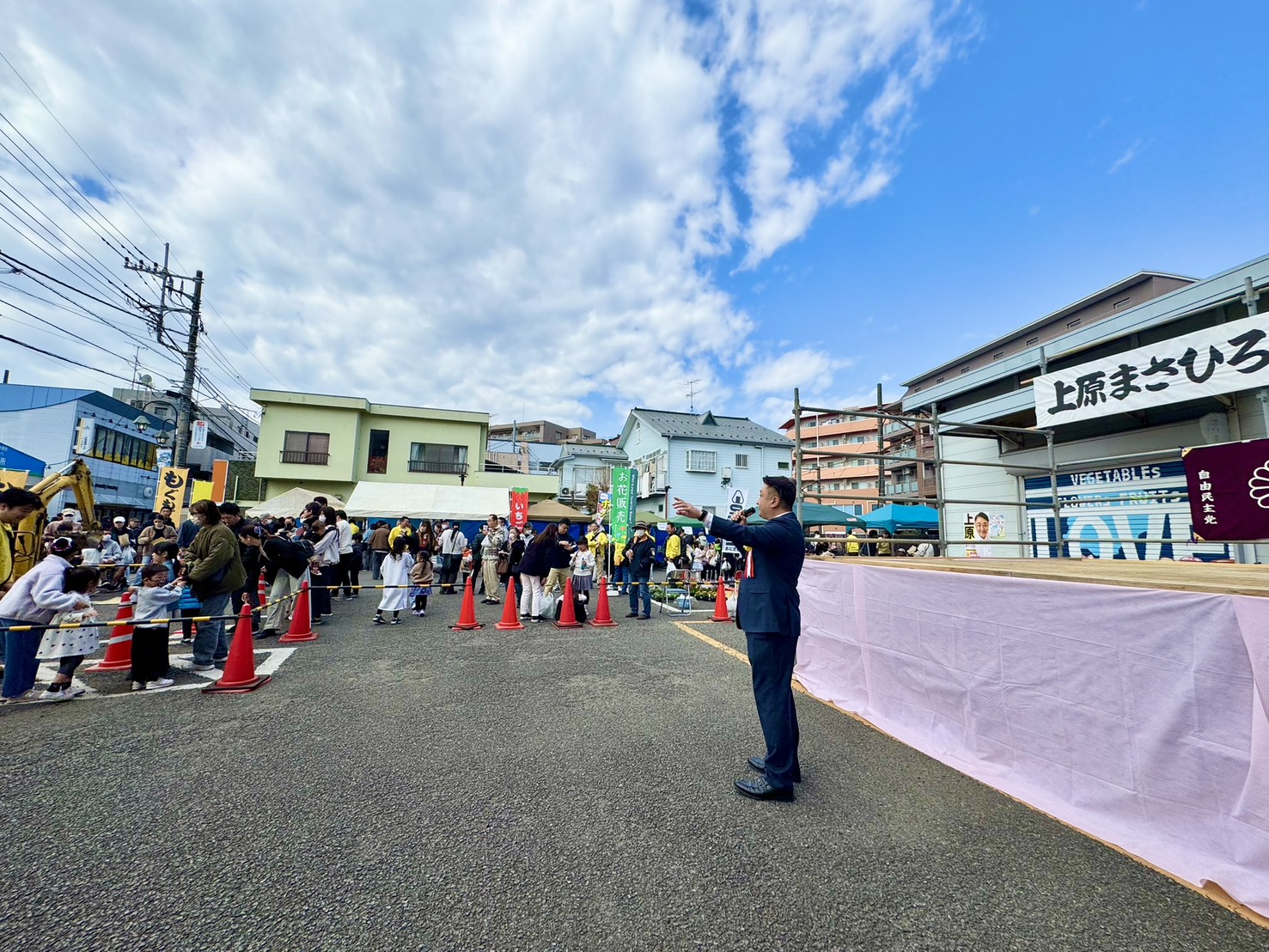 聴衆に語りかける